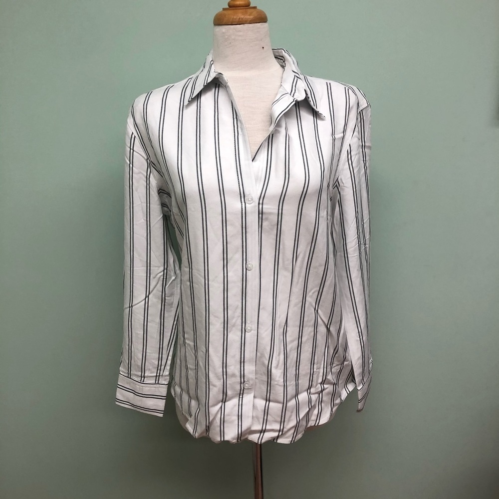 Tahari | Women's Button Down Shirt | White | Black | Various Sizes